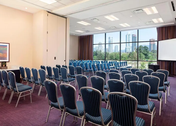 Delta Hotels By Marriott Burnaby Conference Centre